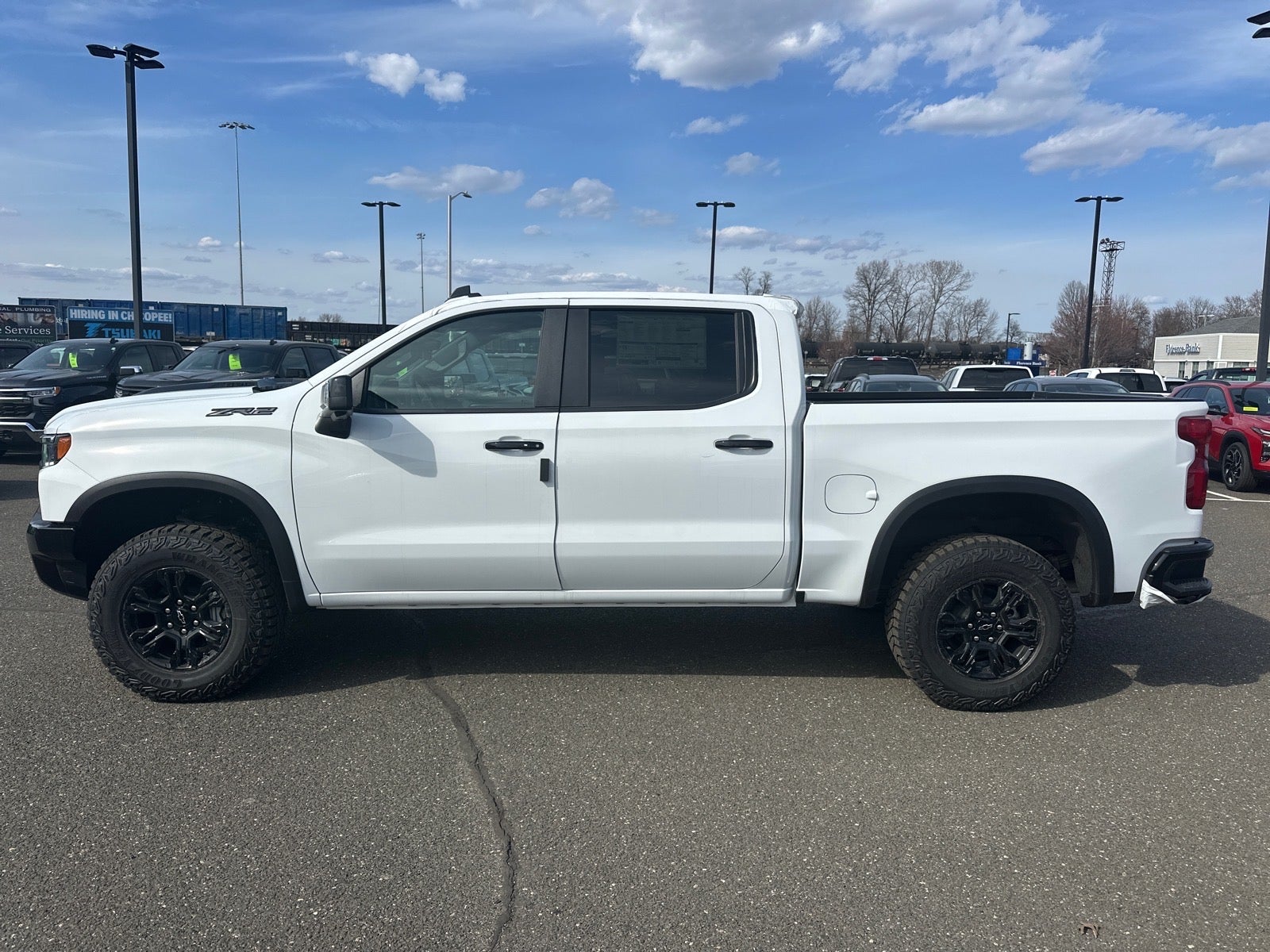 View vehicle photo 2