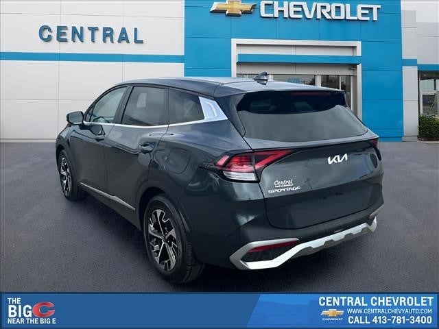 View vehicle photo 4