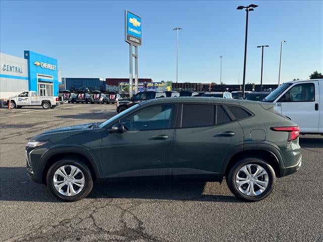 View vehicle photo 2