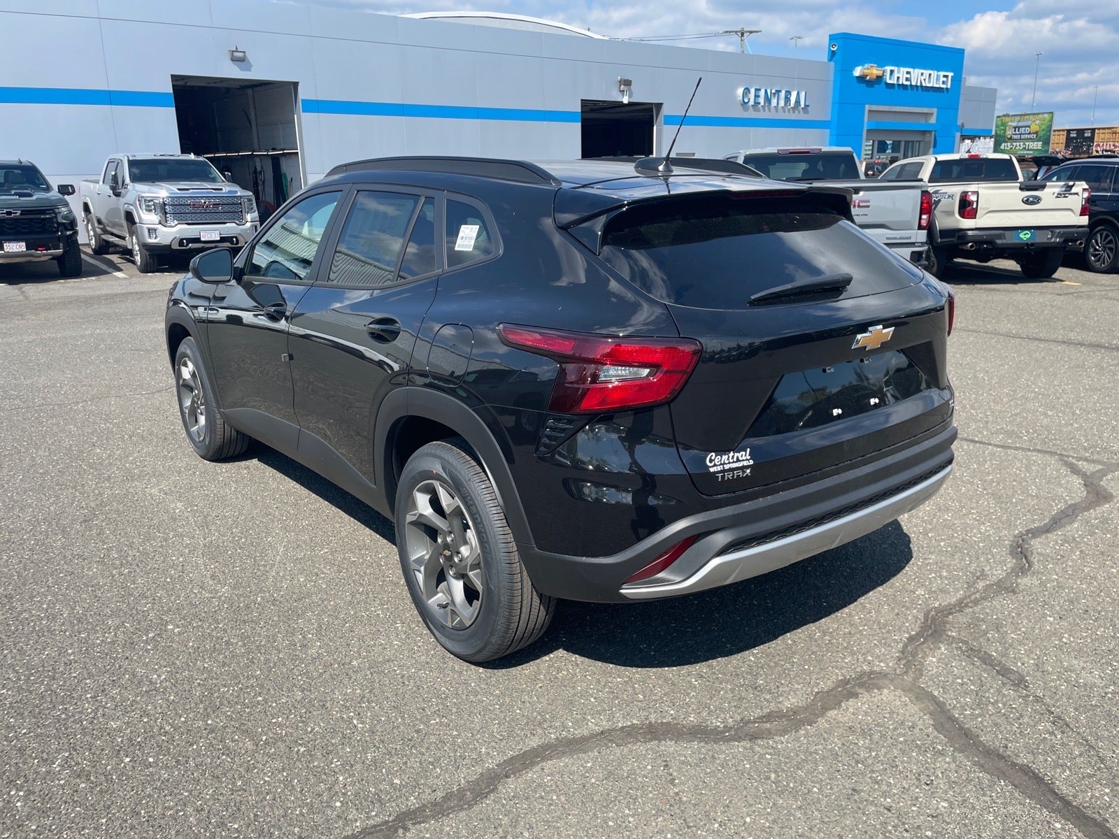View vehicle photo 3