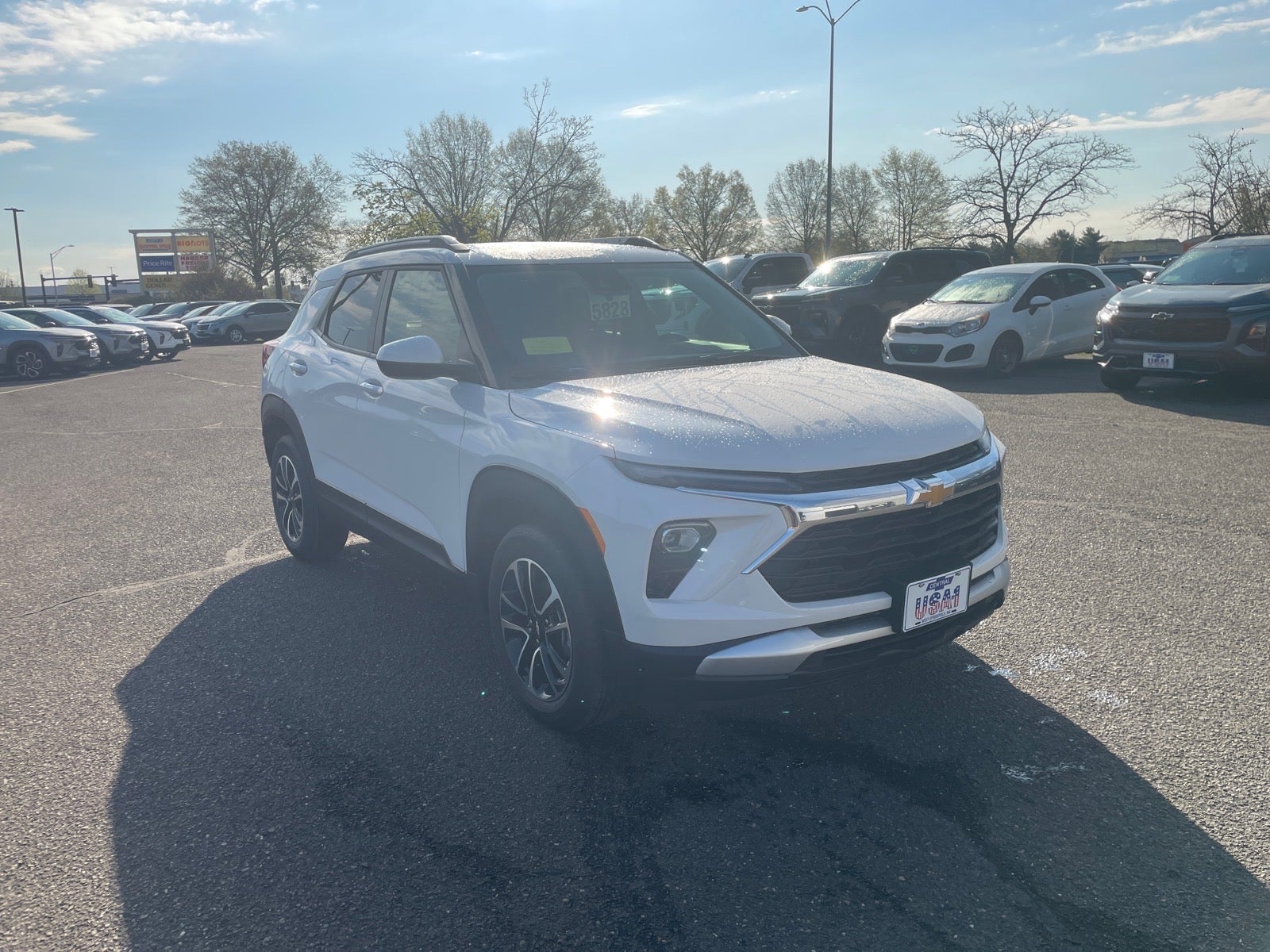 View vehicle photo 7