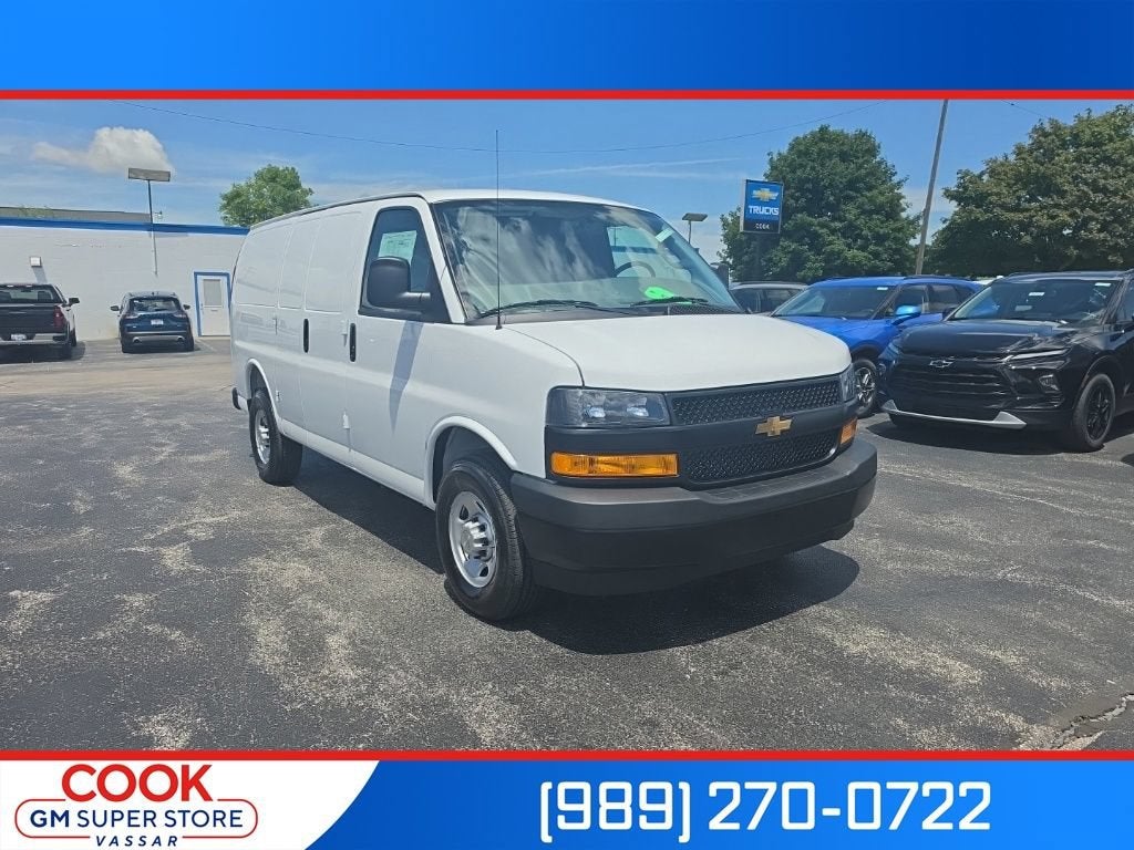 Summit White 2026 Chevrolet Express Cargo Van Rear-Wheel Drive Automatic