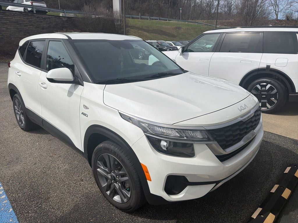 2022 Kia Seltos LX AWD