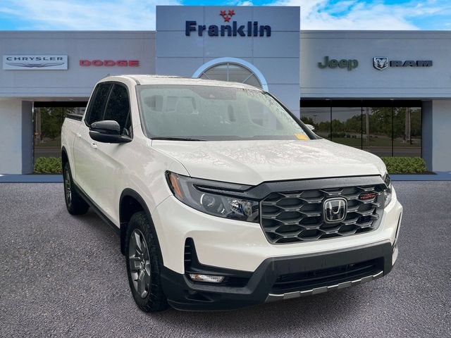 White 2025 Honda Ridgeline Pickup Truck All-Wheel Drive Automatic
