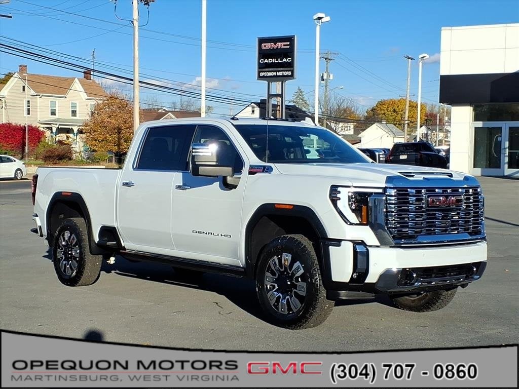 Glacier White Tricoat 2026 GMC Sierra 2500HD Pickup Truck Four-Wheel Drive Automatic