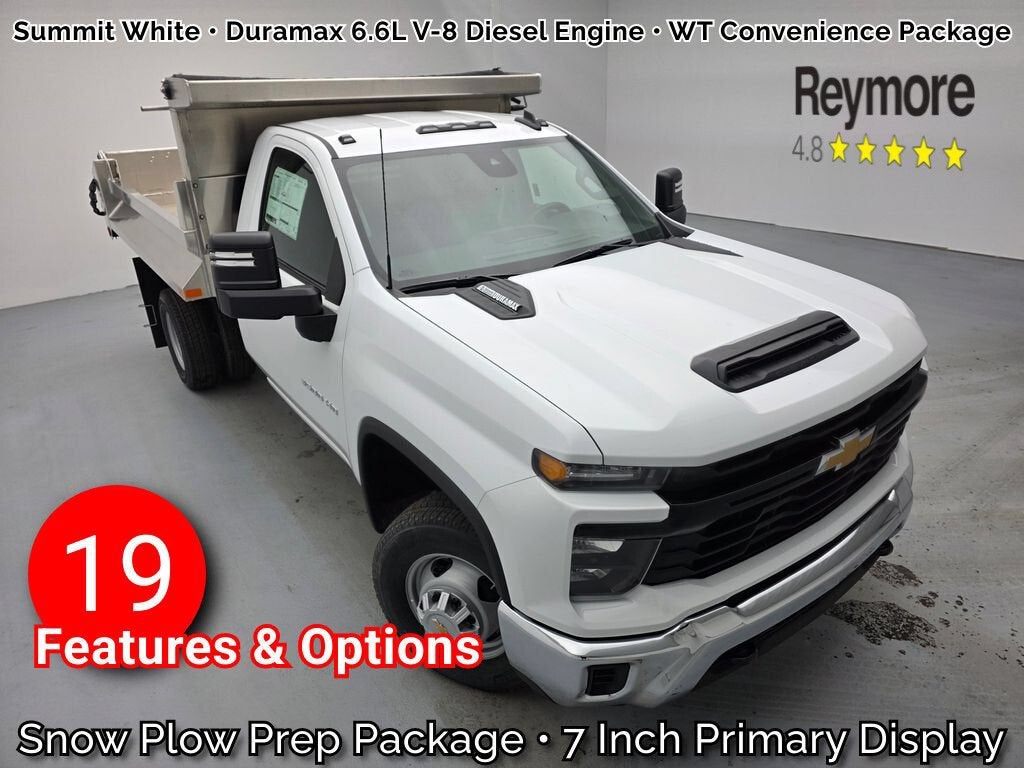 Summit White 2026 Chevrolet Silverado 3500HD Chassis Pickup Truck Four-Wheel Drive Automatic