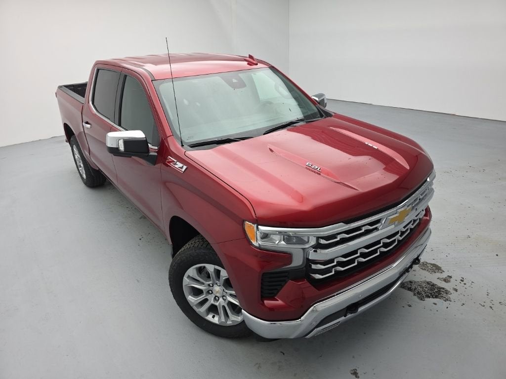 View vehicle photo 2