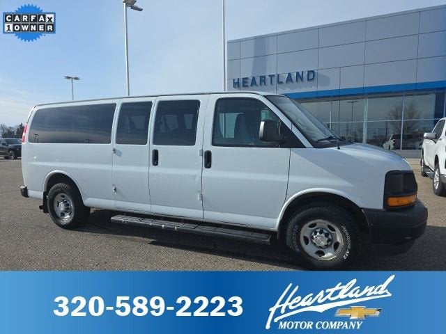 Summit White 2017 Chevrolet Express 3500 LS Extended RWD Van Rear-Wheel Drive Automatic