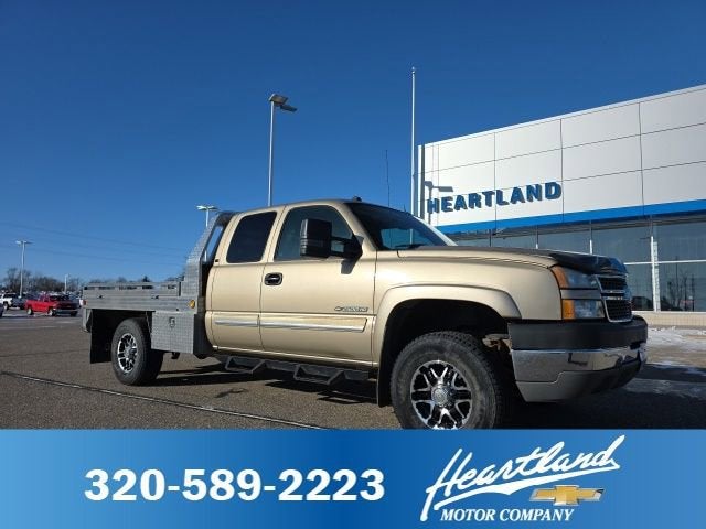 Sandstone Metallic 2005 Chevrolet Silverado 2500HD Pickup Truck Four-Wheel Drive Automatic
