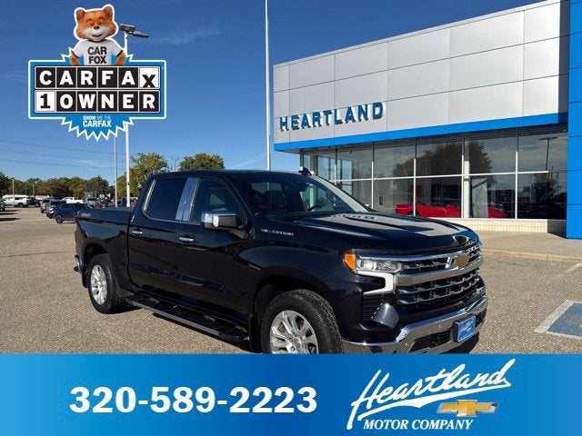 Dark Ash Metallic 2022 Chevrolet Silverado 1500 Pickup Truck Four-Wheel Drive Automatic