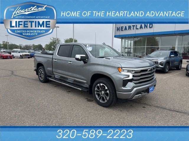 Sterling Gray Metallic 2024 Chevrolet Silverado 1500 High Country Crew Cab 4WD Pickup Truck Four-Wheel Drive Automatic