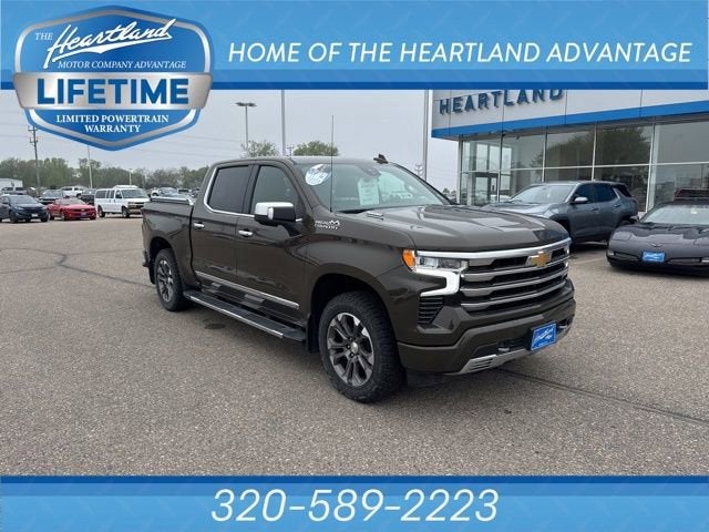 Harvest Bronze Metallic 2023 Chevrolet Silverado 1500 High Country Crew Cab 4WD Pickup Truck Four-Wheel Drive Automatic