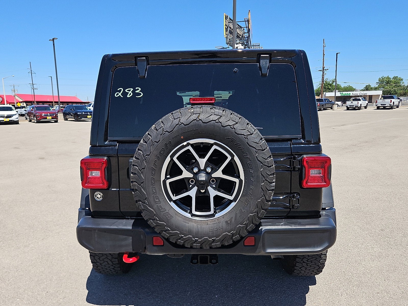 View vehicle photo 4