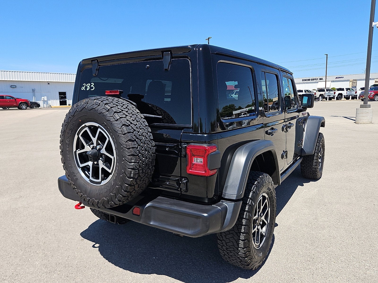 View vehicle photo 5