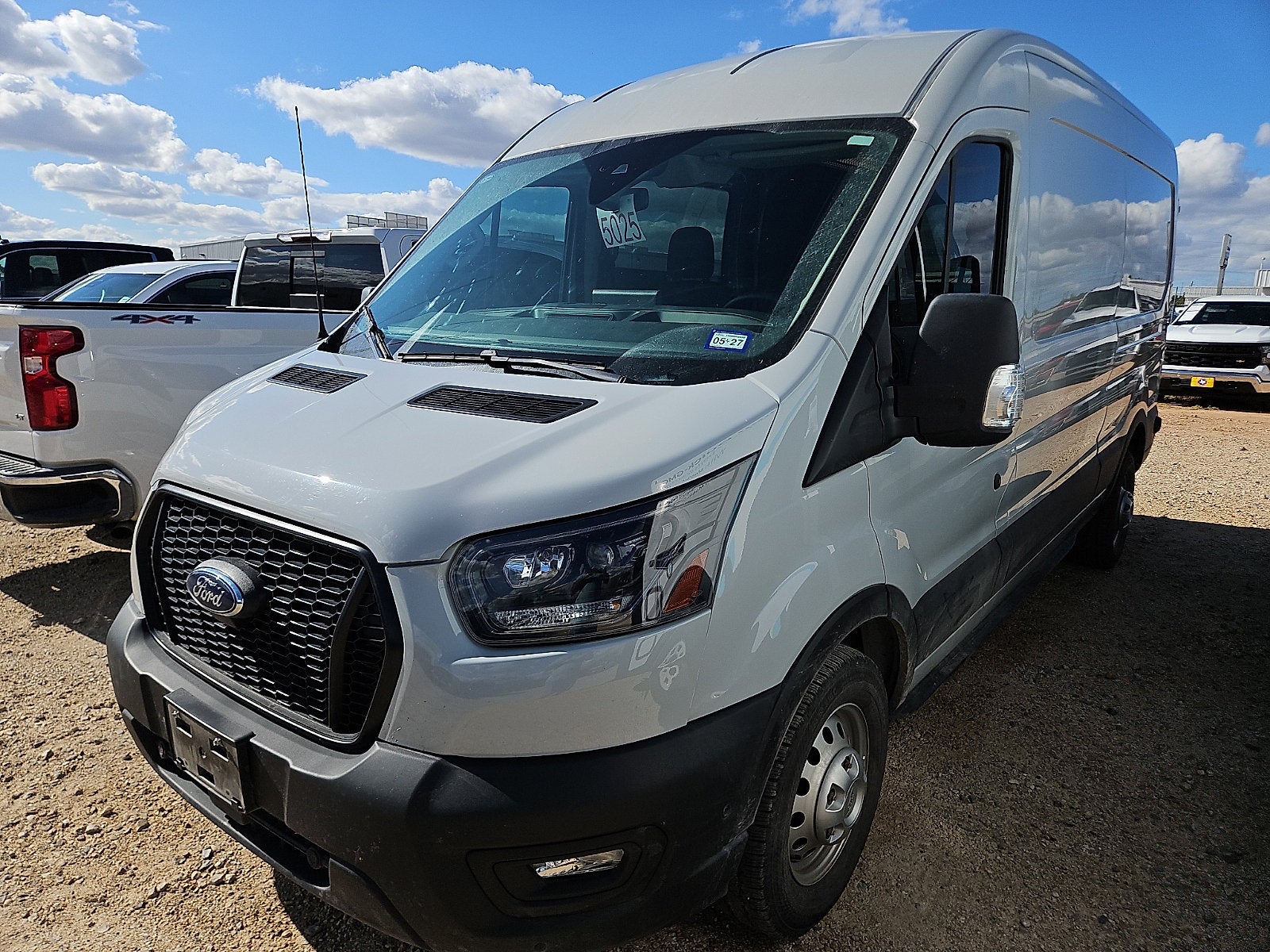  2024 Ford Transit Cargo 350 Medium LB Roof AWD   