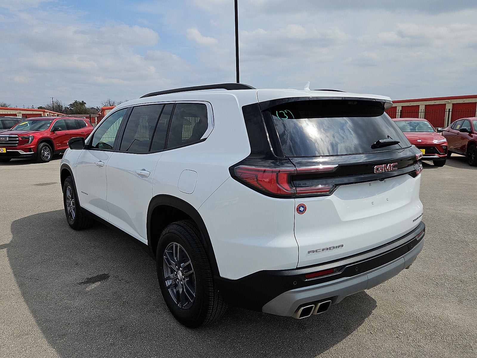 View vehicle photo 3