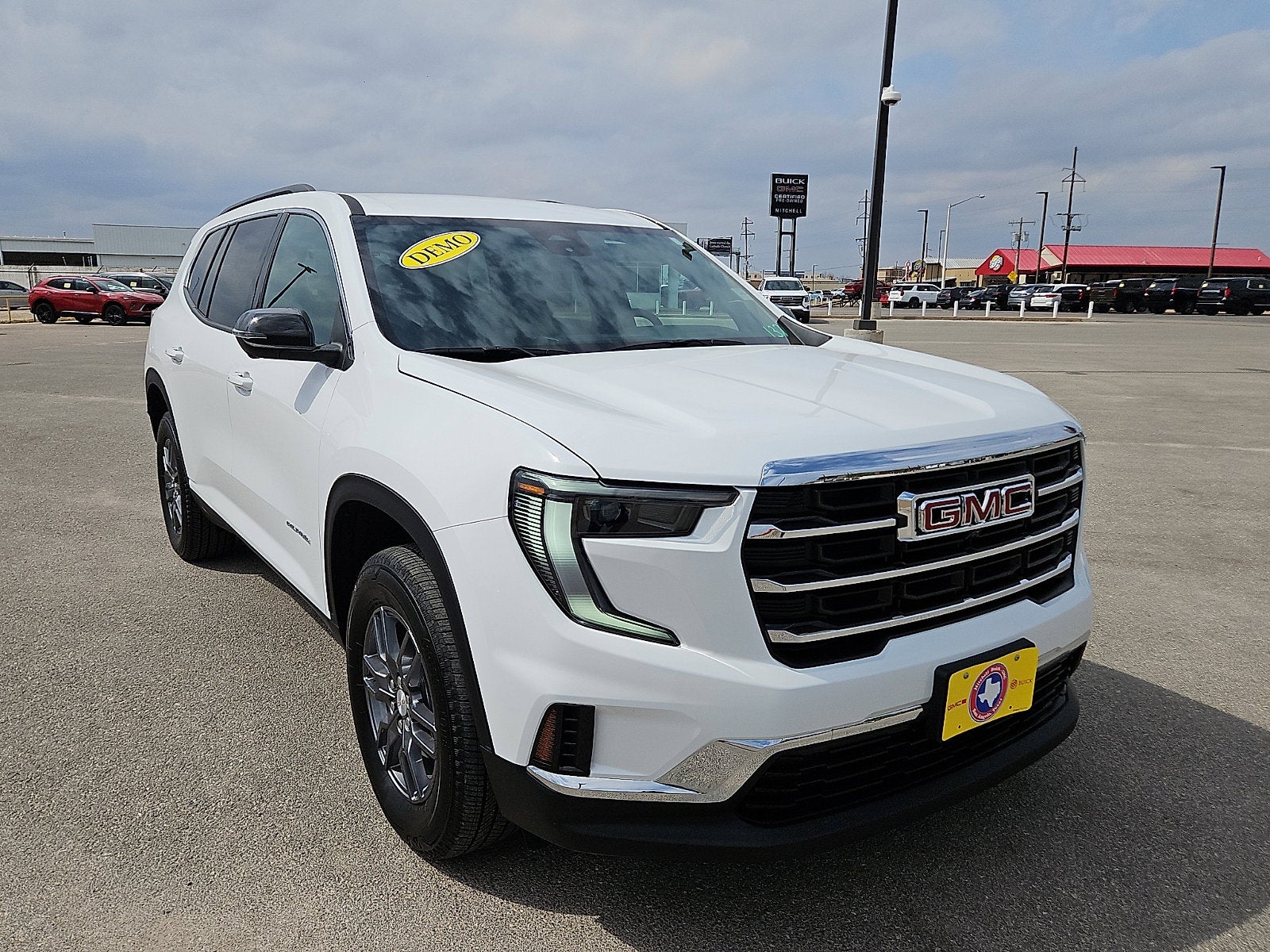 View vehicle photo 7