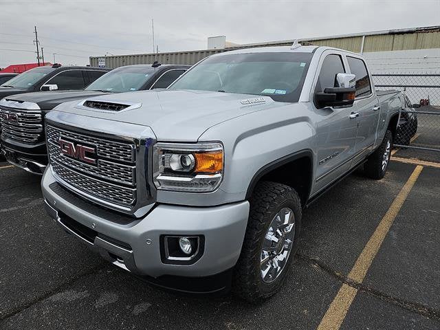 2018 GMC Sierra 2500HD Denali Crew Cab SB 4WD