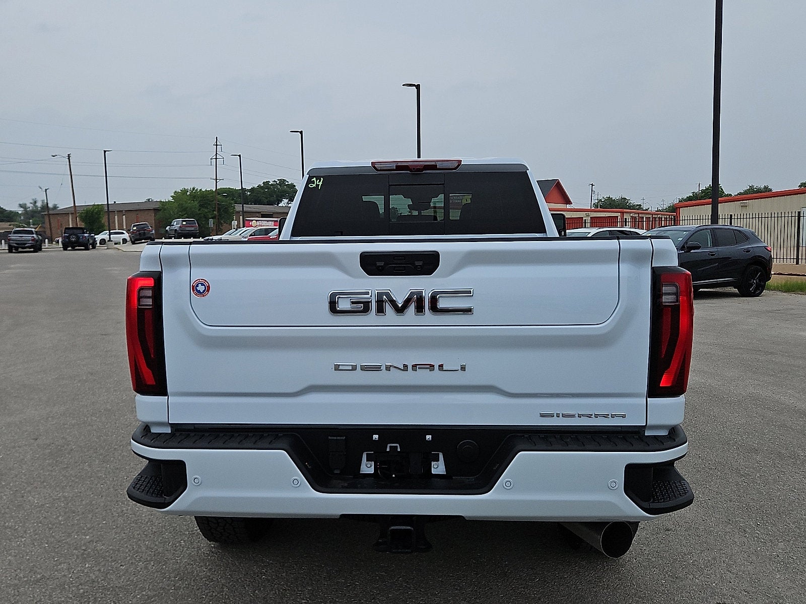 View vehicle photo 4