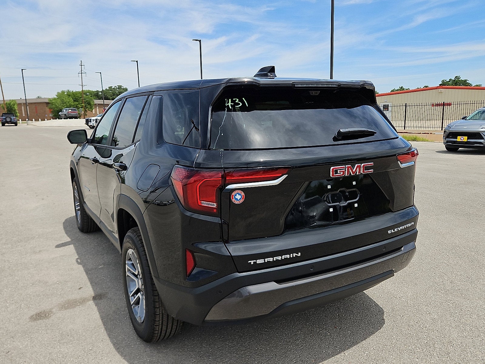 View vehicle photo 3