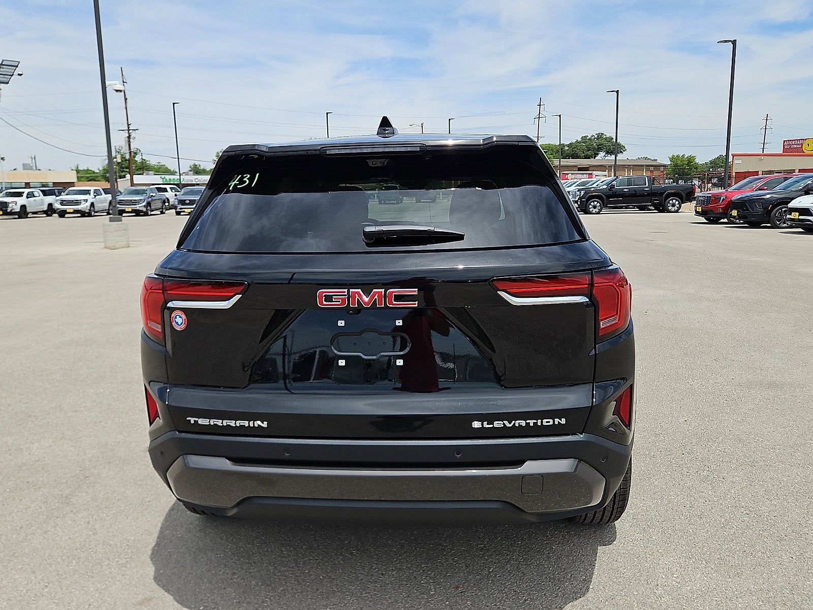 View vehicle photo 4