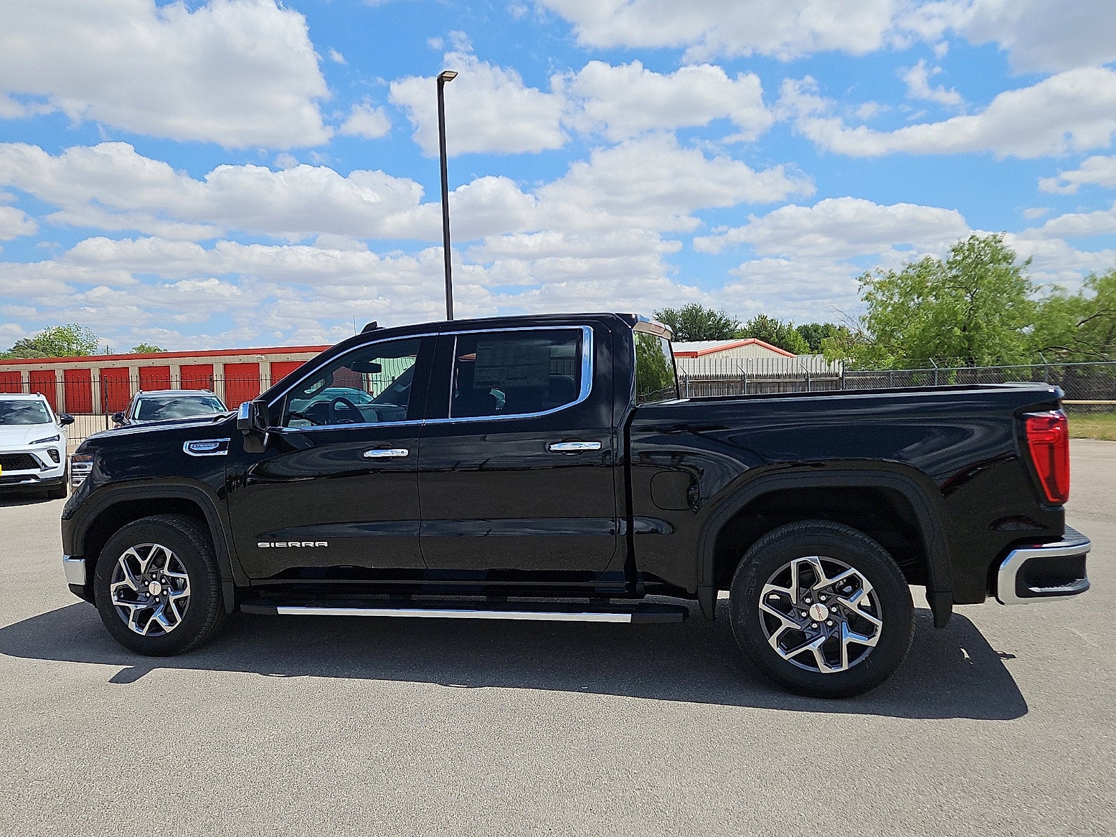 View vehicle photo 2
