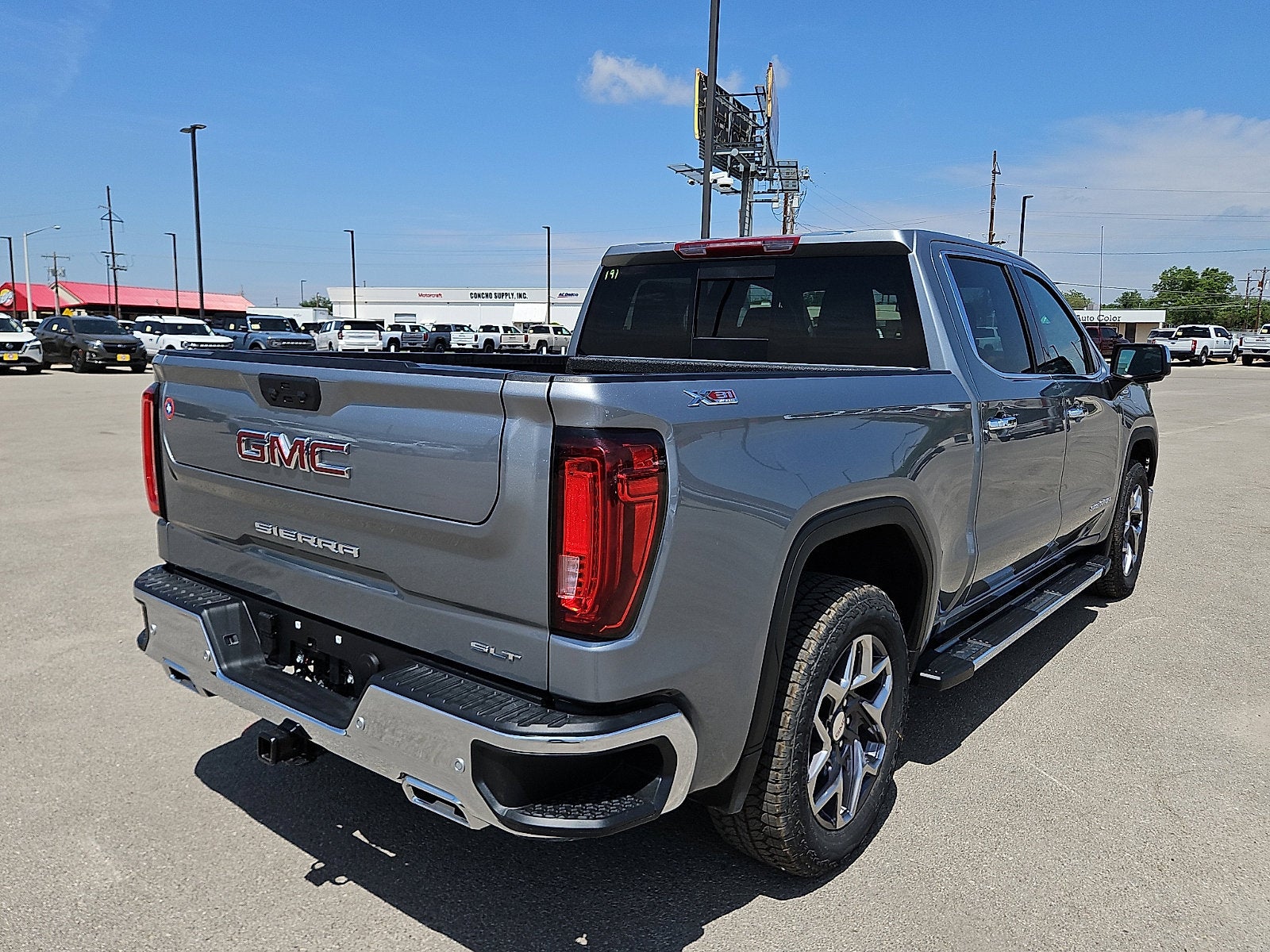 View vehicle photo 5