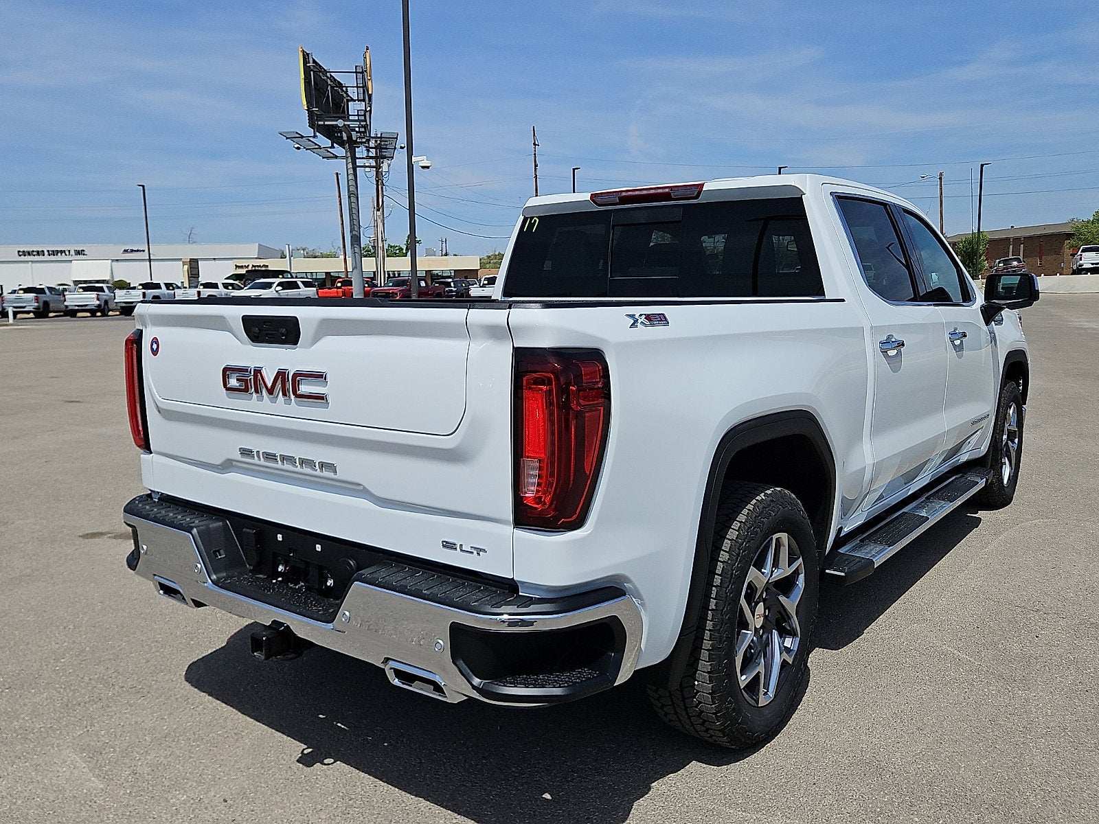 View vehicle photo 5