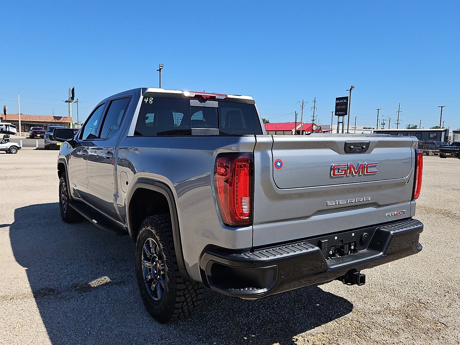 View vehicle photo 3