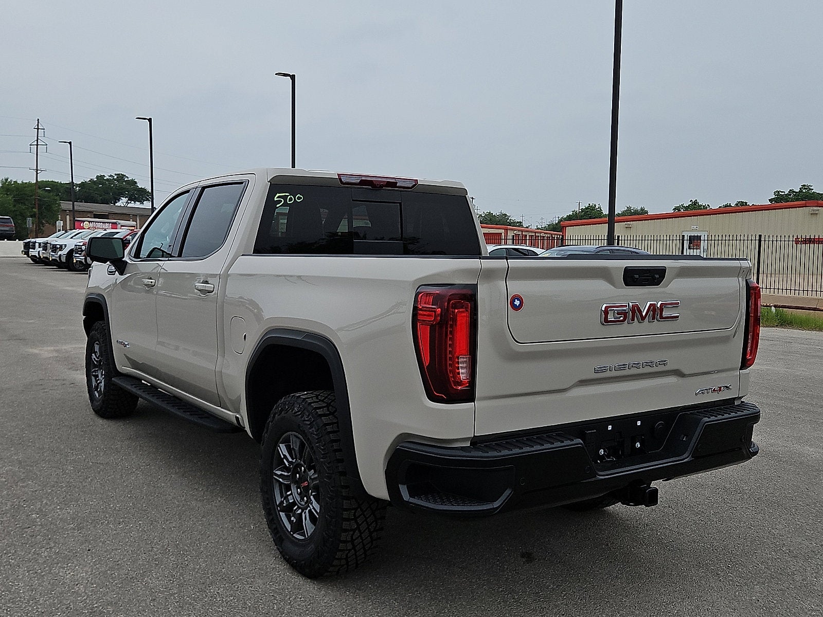 View vehicle photo 3
