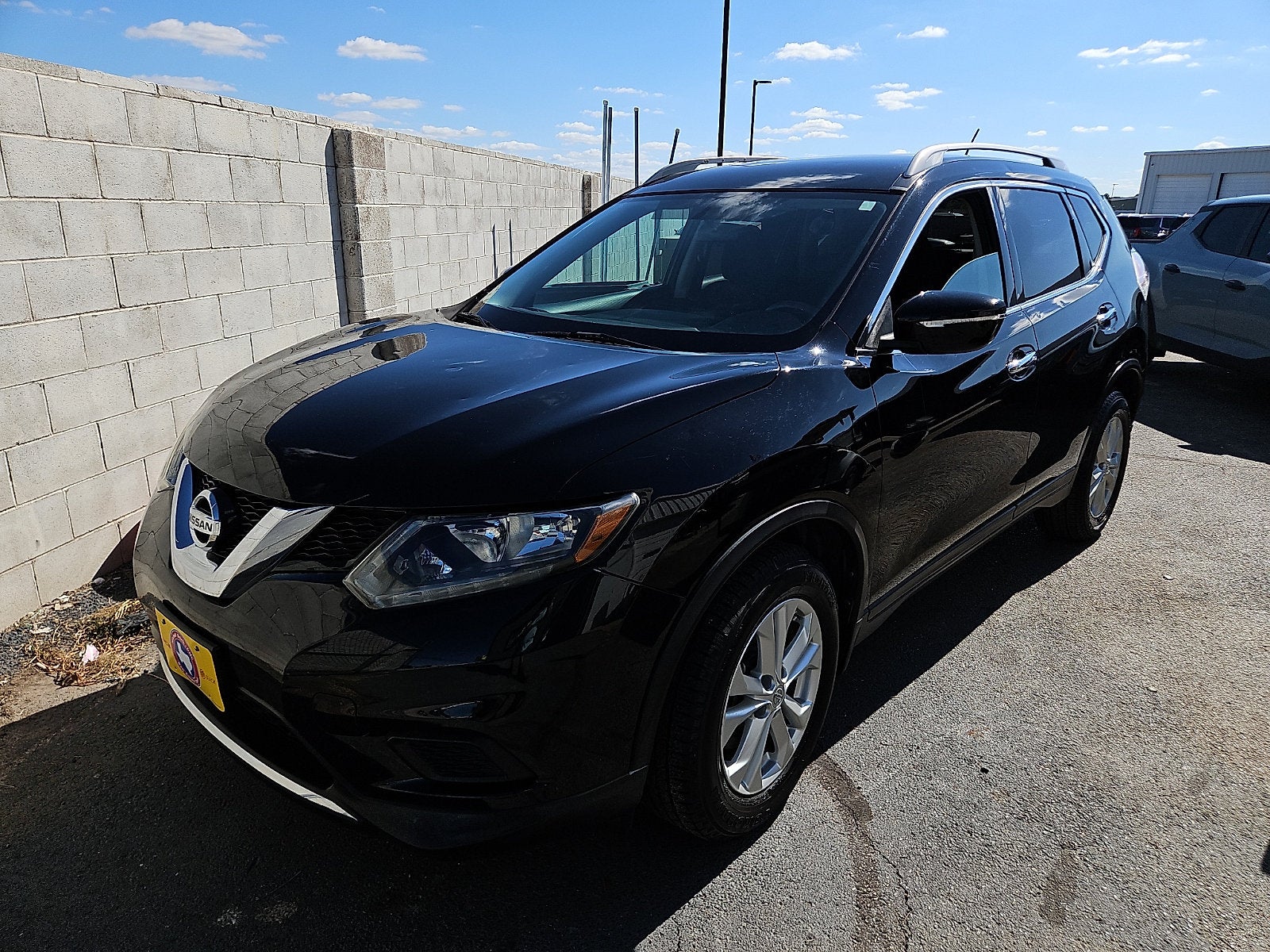  2015 Nissan Rogue SV   