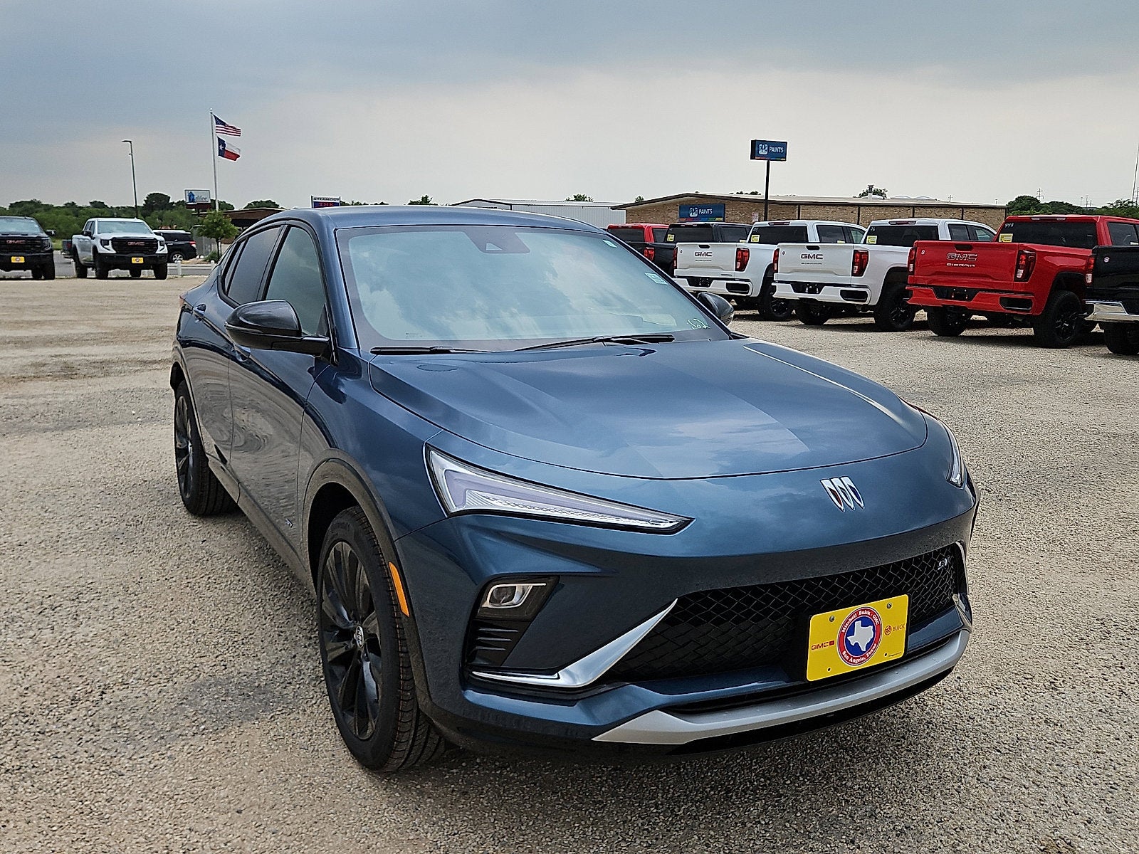 View vehicle photo 7