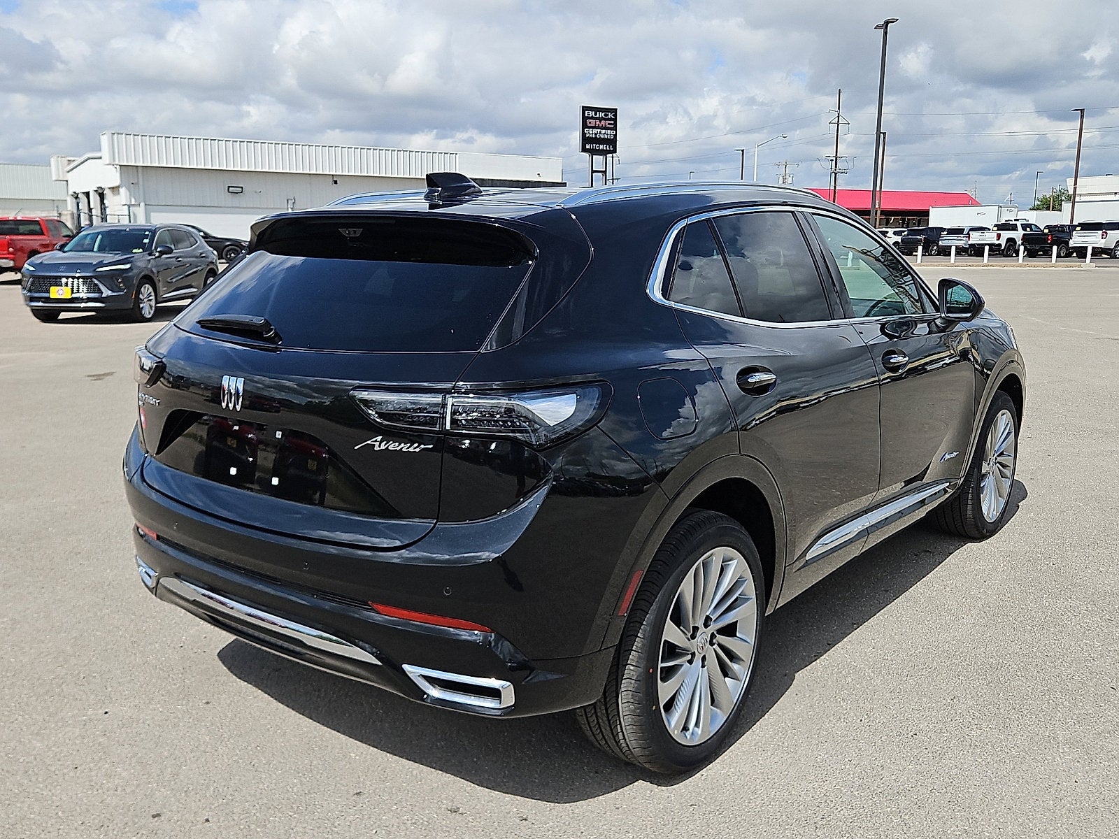 View vehicle photo 5
