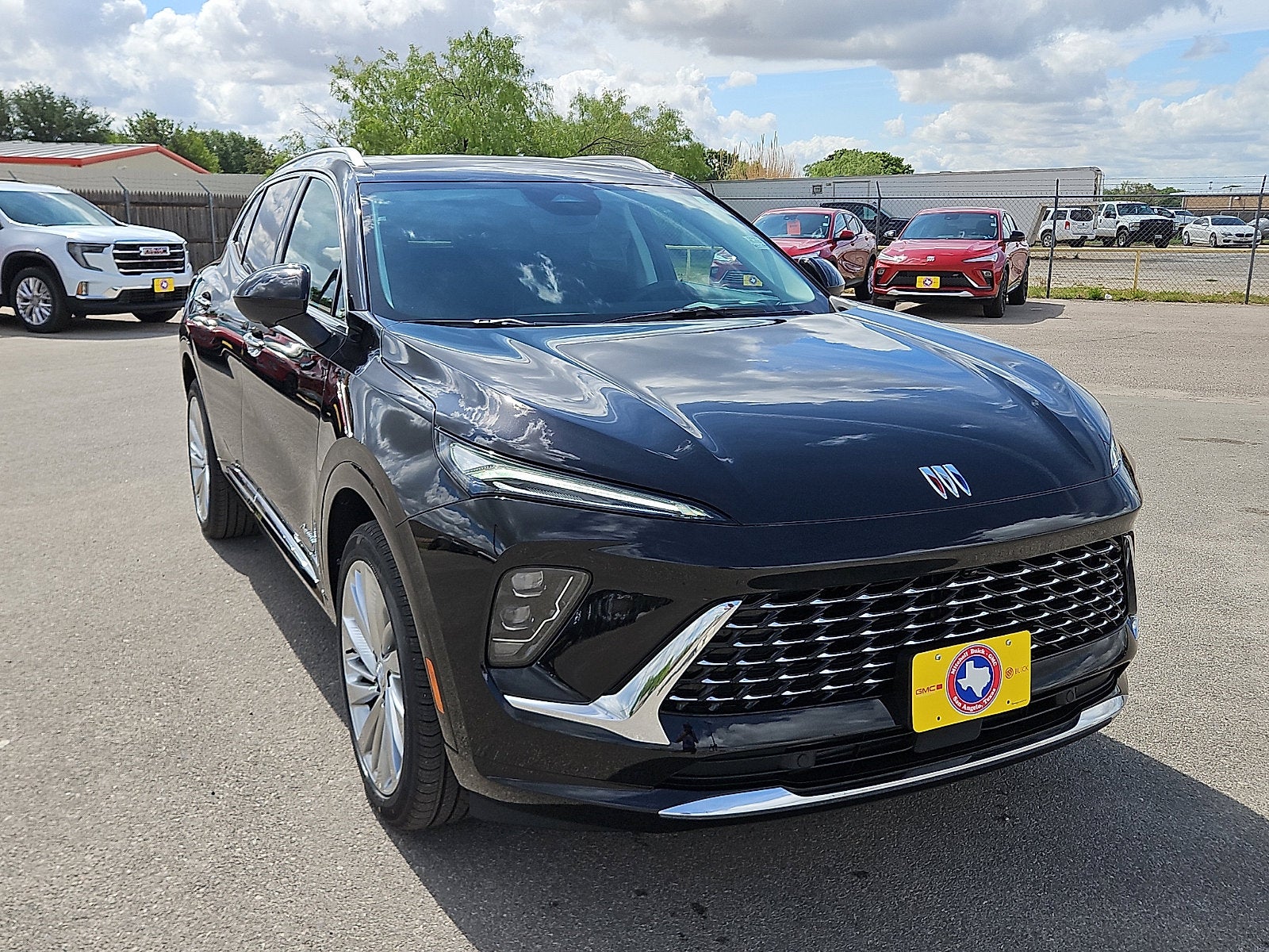 View vehicle photo 7