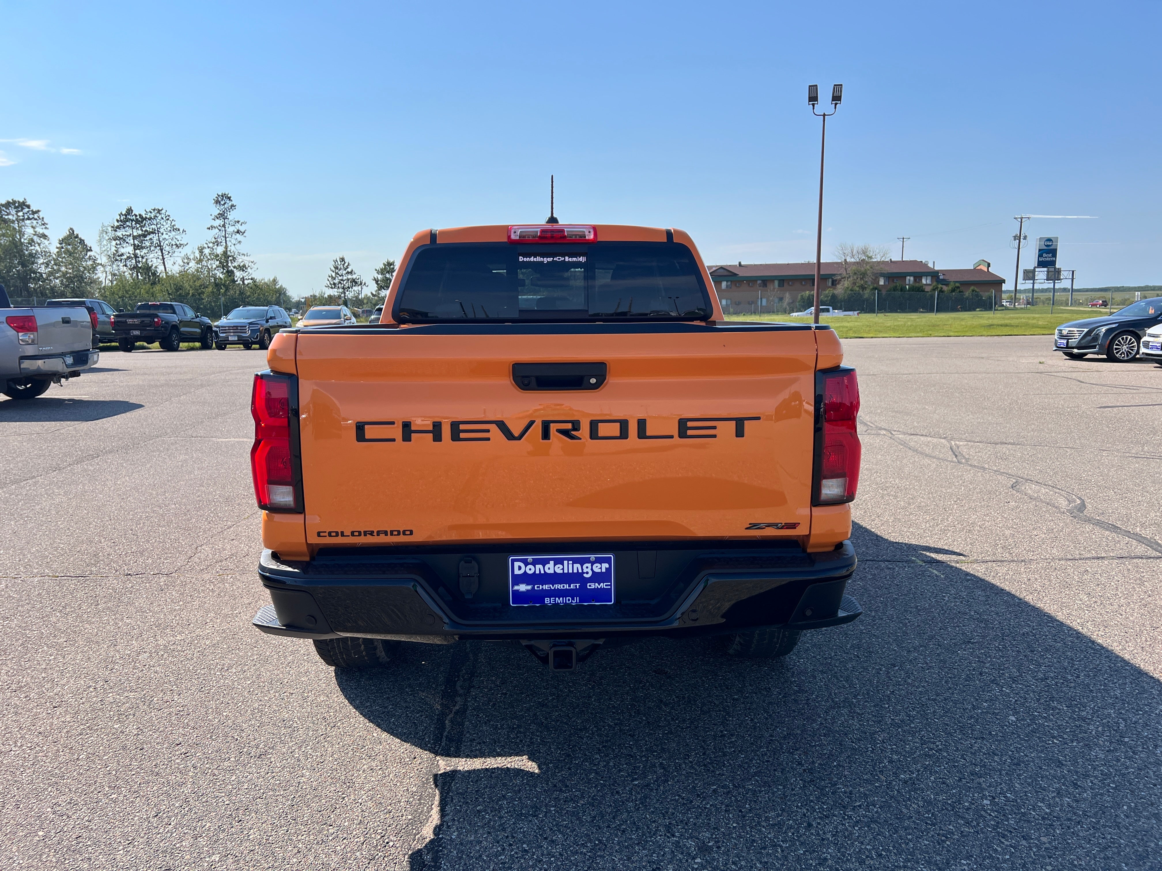 View vehicle photo 3