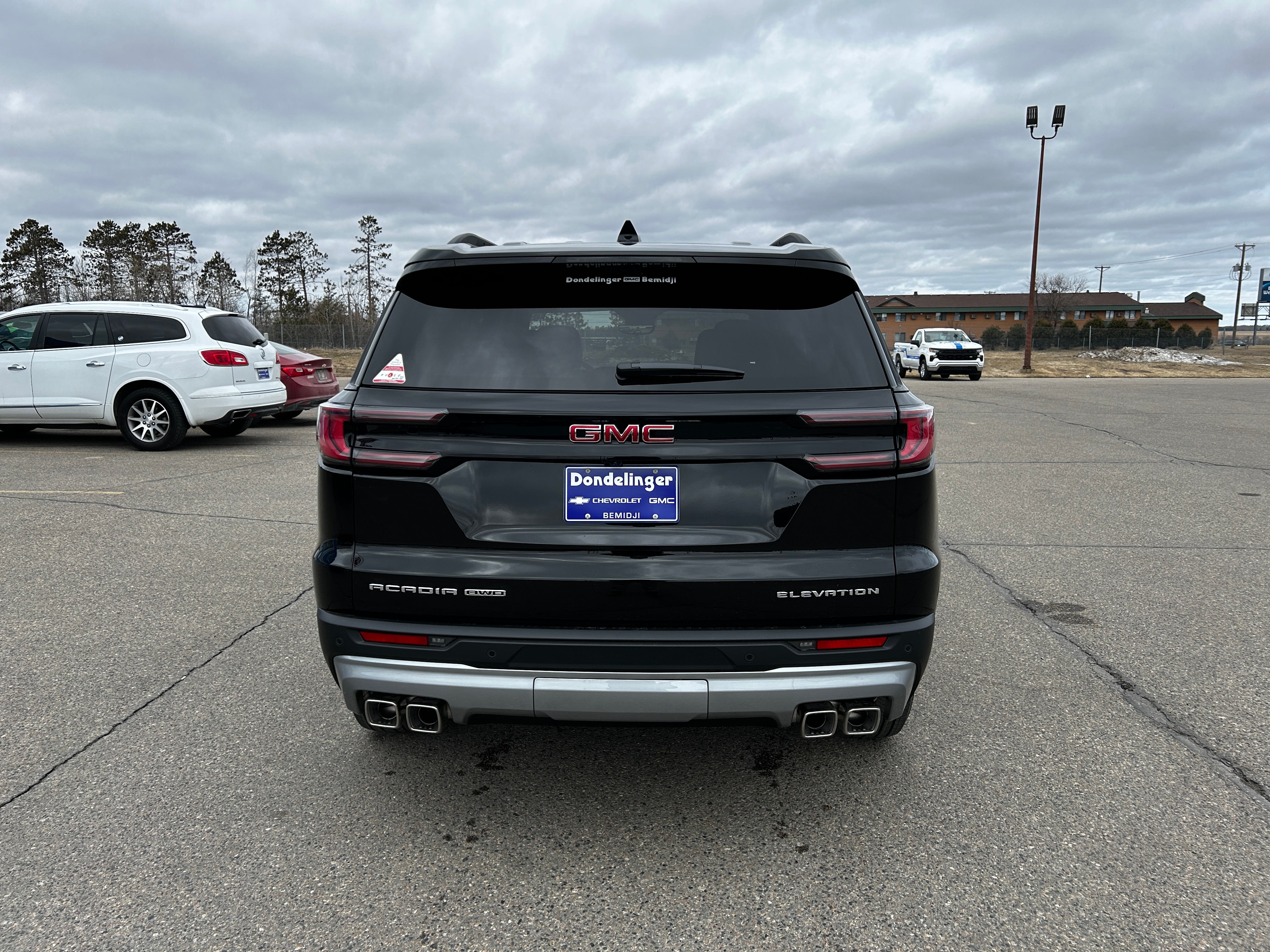 View vehicle photo 3