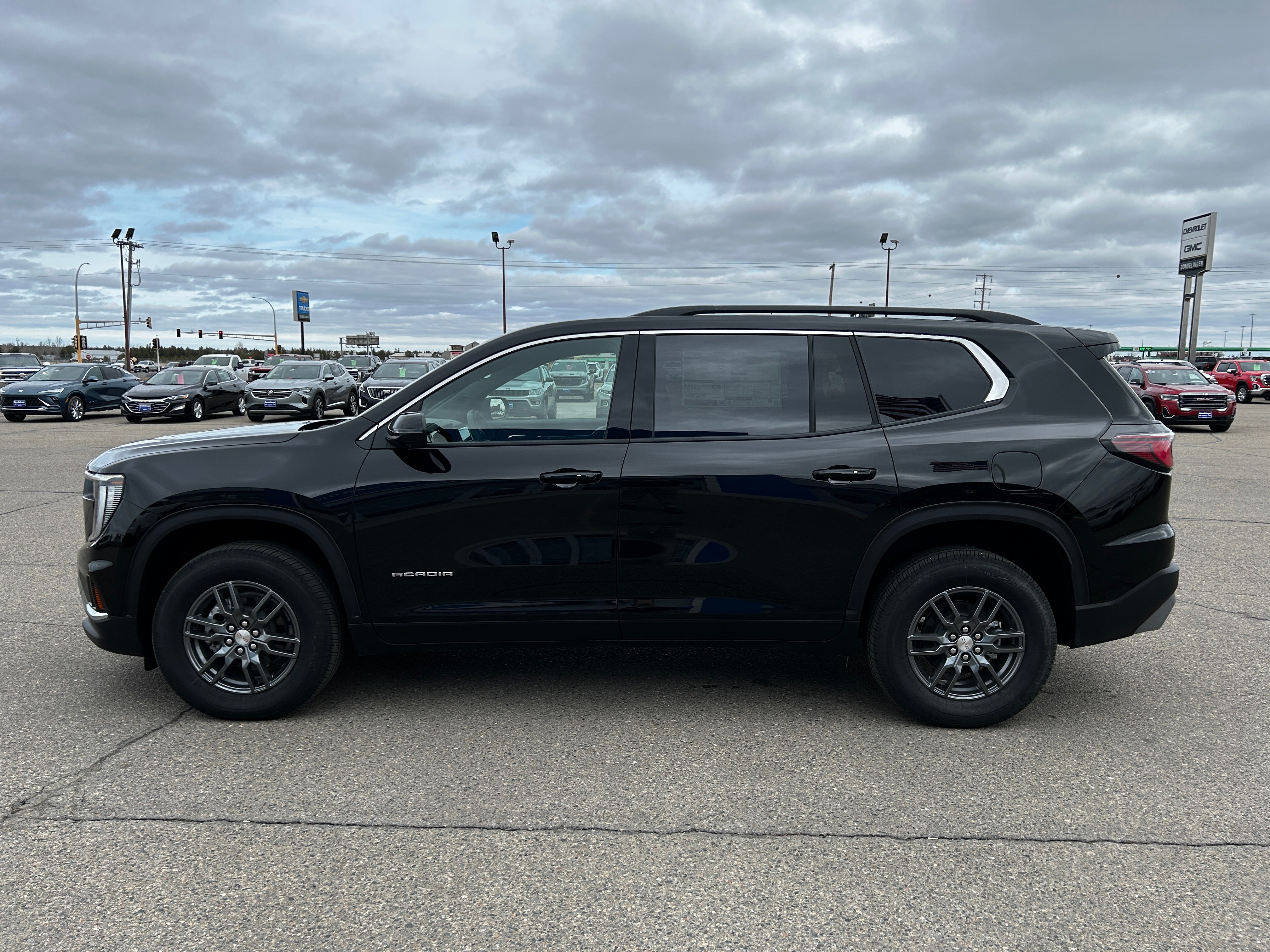 View vehicle photo 5