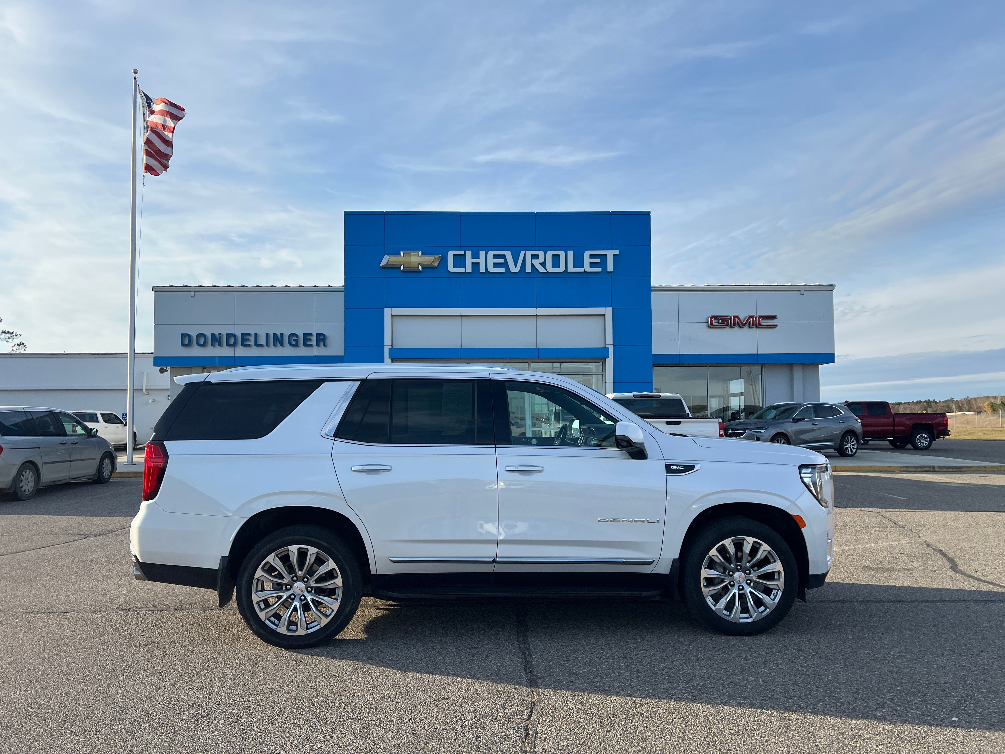 2024 GMC Yukon Denali 4WD