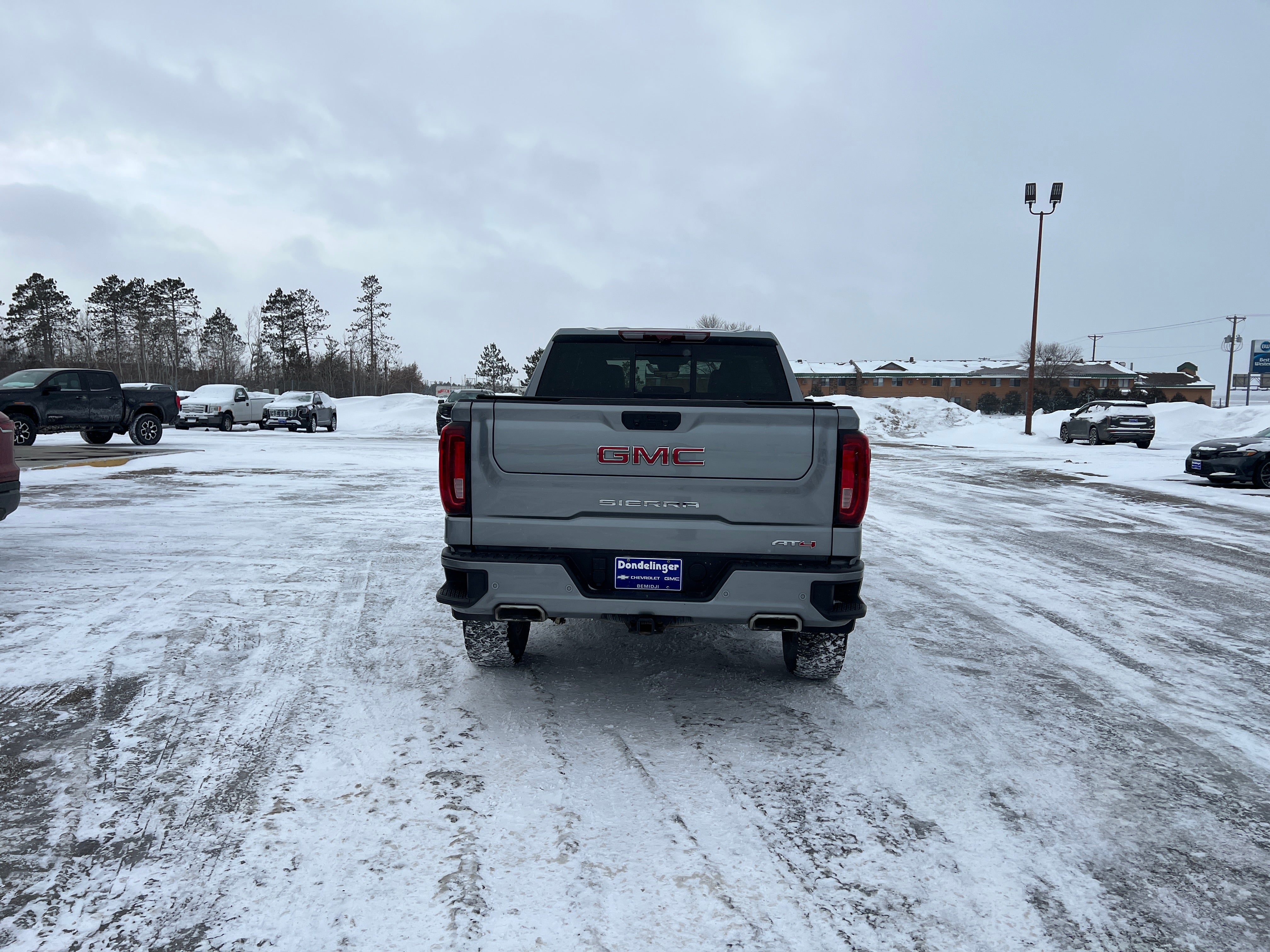 View vehicle photo 3