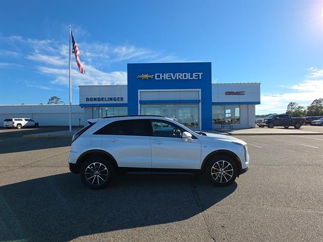 Crystal White Tricoat 2024 Cadillac XT4 SUV / Crossover Four-Wheel Drive Automatic