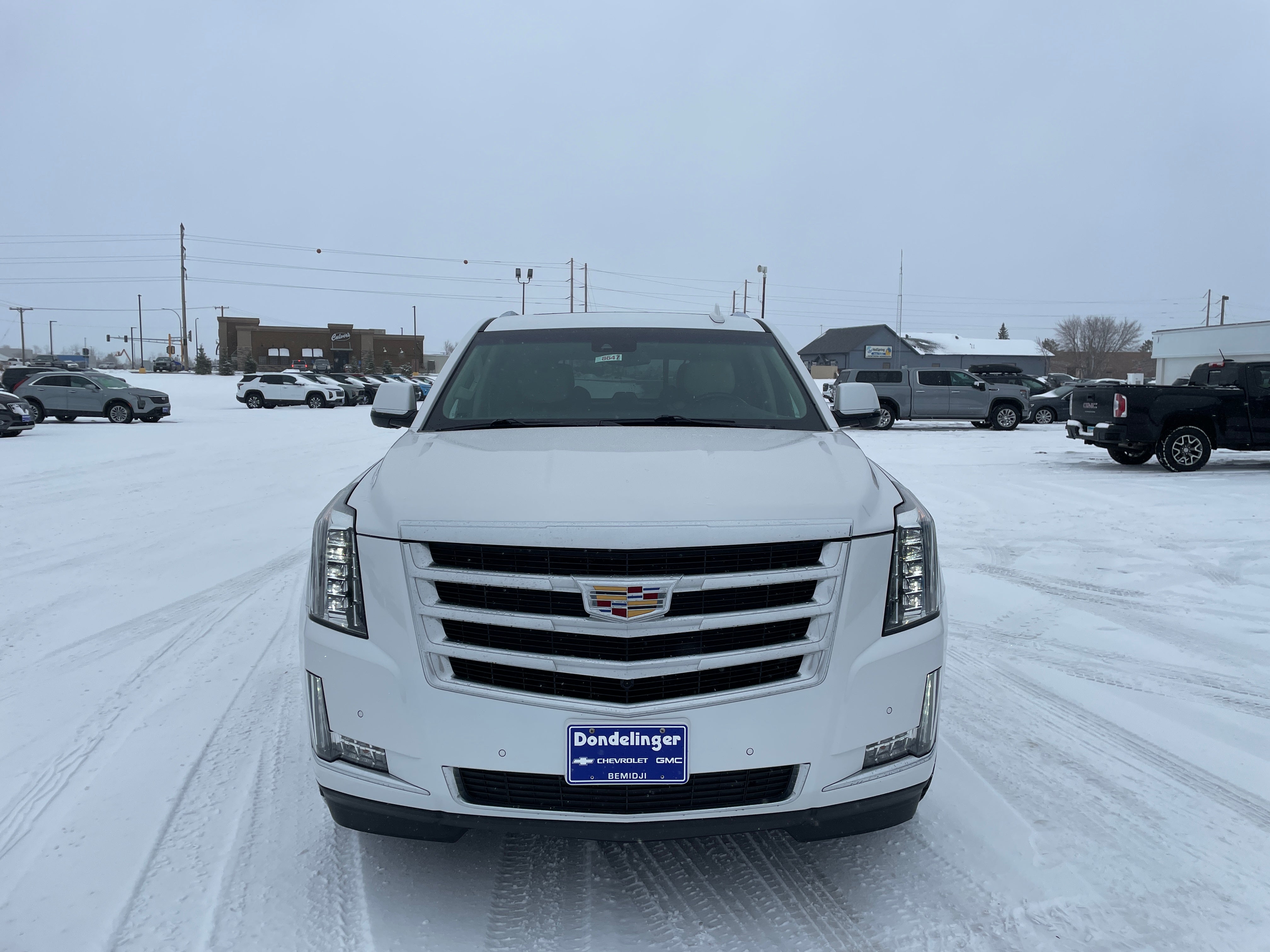 View vehicle photo 7