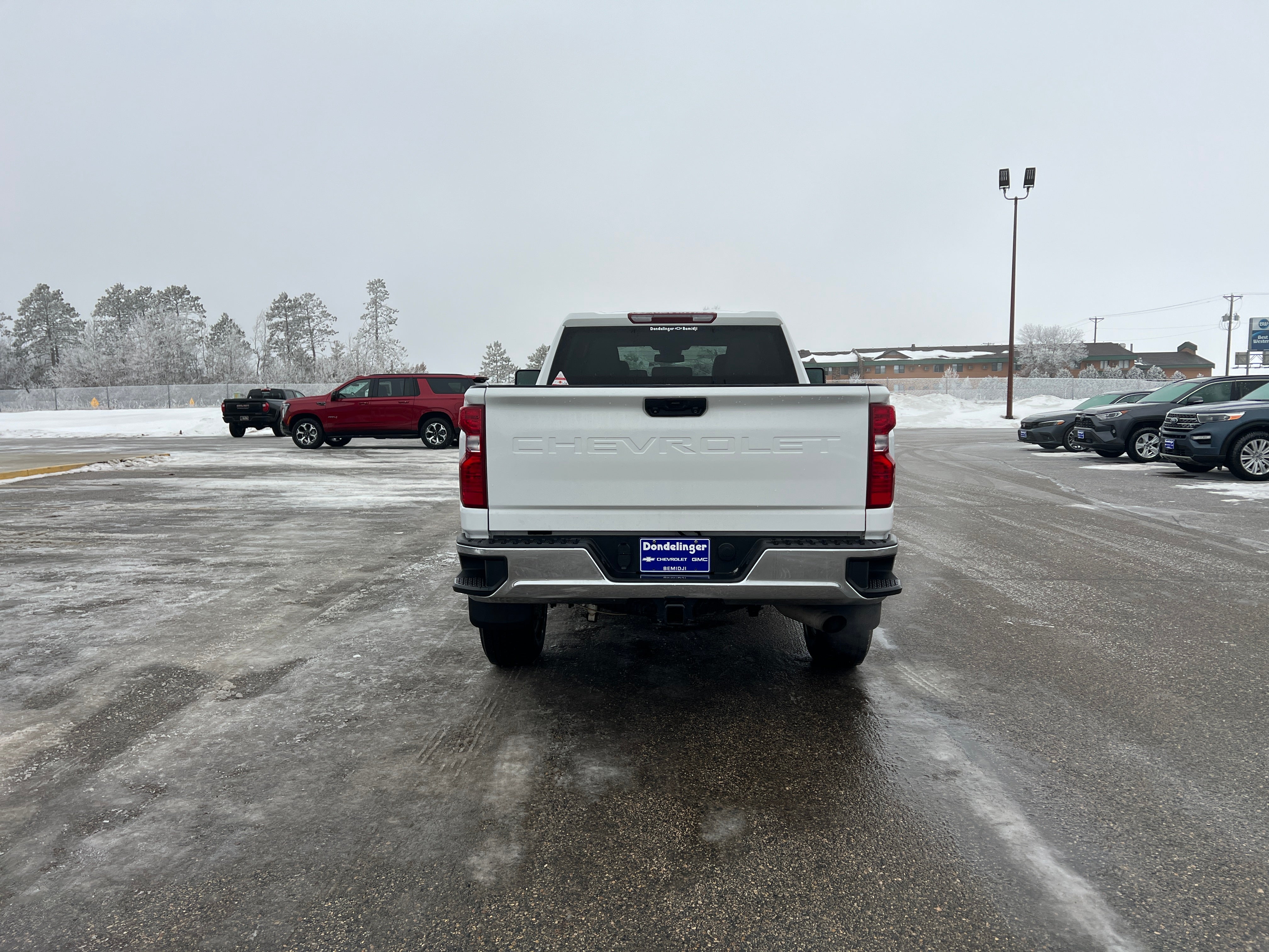 View vehicle photo 3