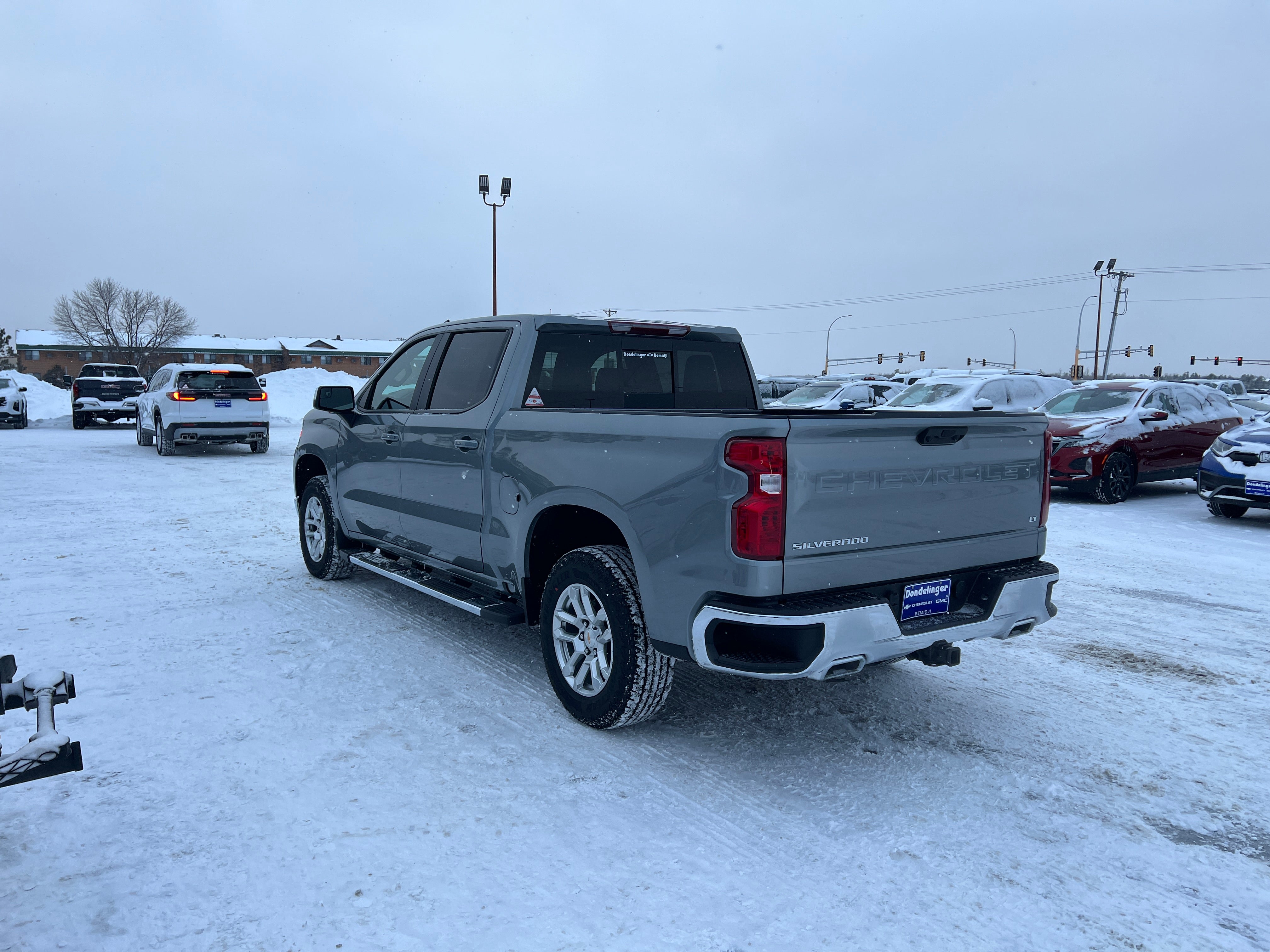 View vehicle photo 4