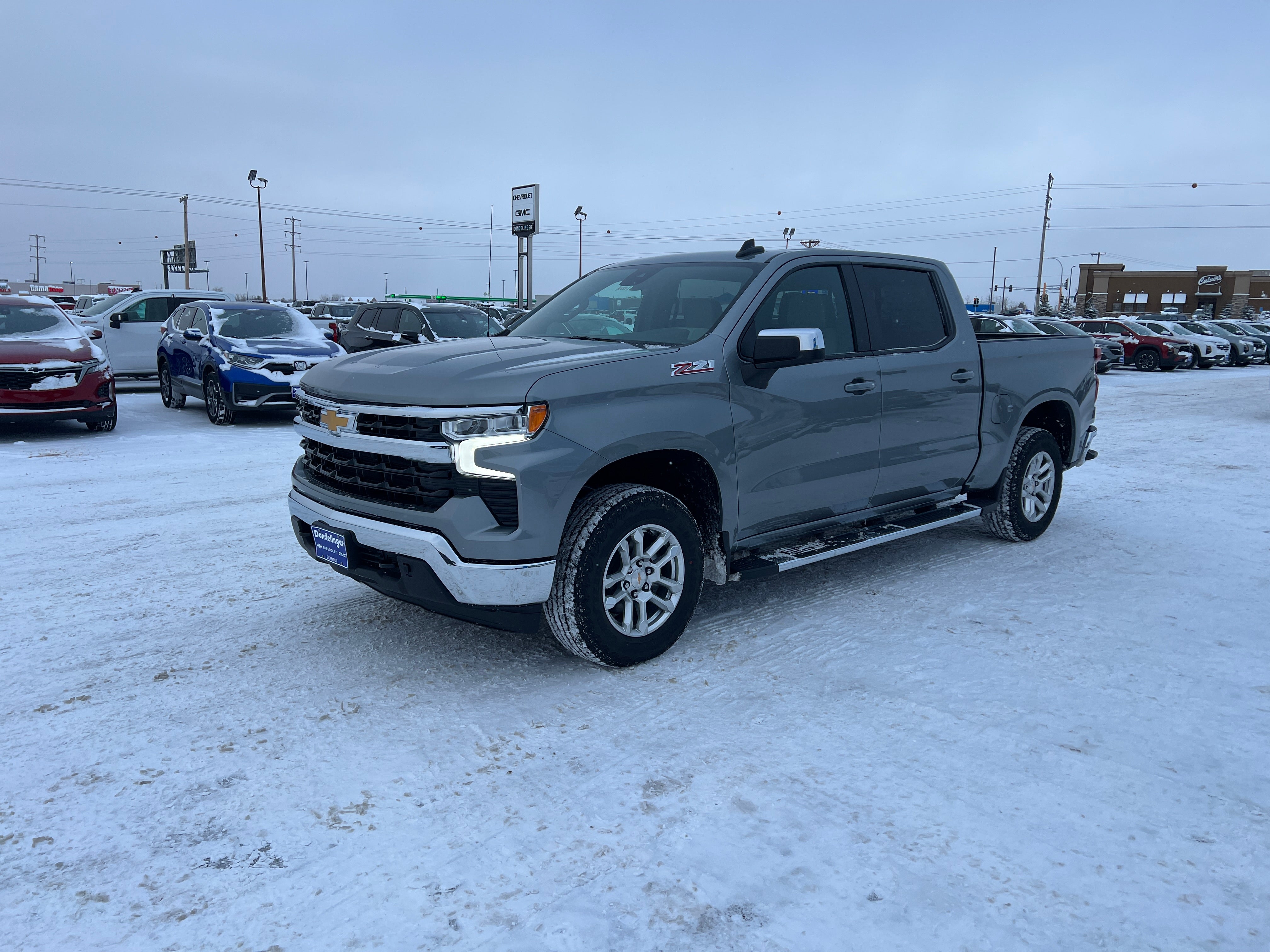 View vehicle photo 6