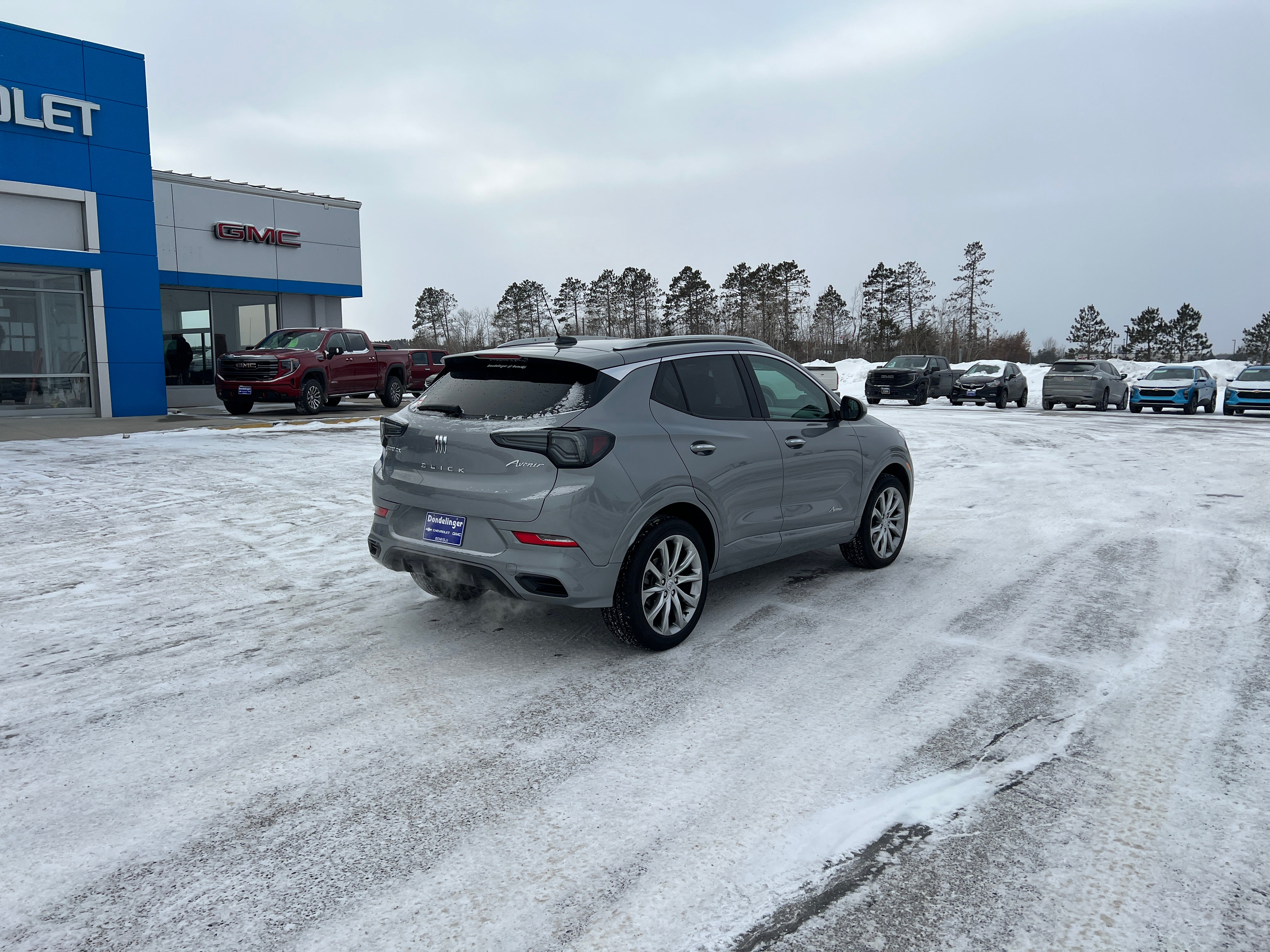 View vehicle photo 2