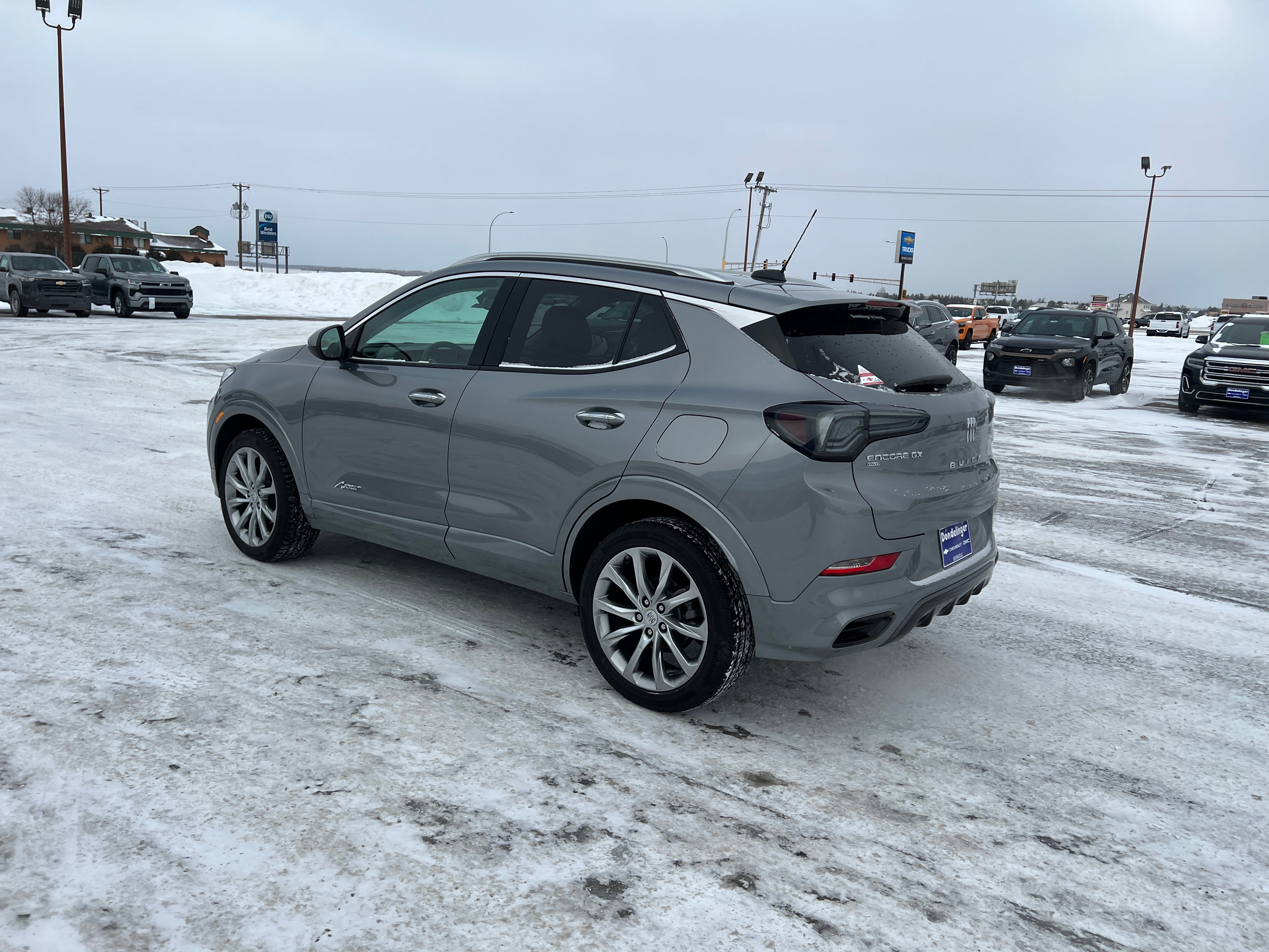 View vehicle photo 4