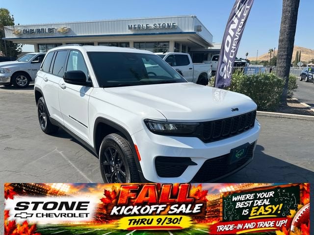  2024 Jeep Grand Cherokee Altitude 4WD   