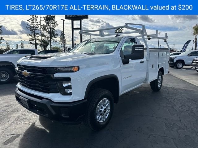 View vehicle photo 3