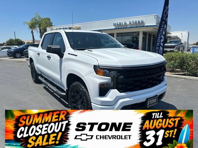 Summit White 2026 Chevrolet Silverado 1500 Pickup Truck Four-Wheel Drive Automatic