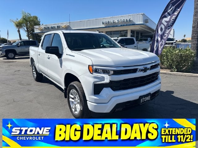 Summit White 2026 Chevrolet Silverado 1500 Pickup Truck Four-Wheel Drive Automatic